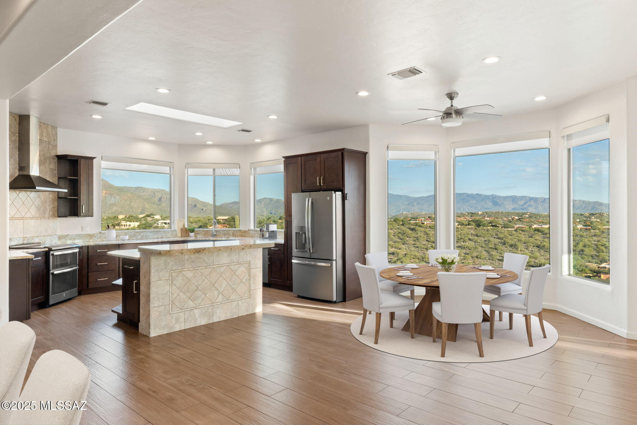 6110 E Paseo Cimarron