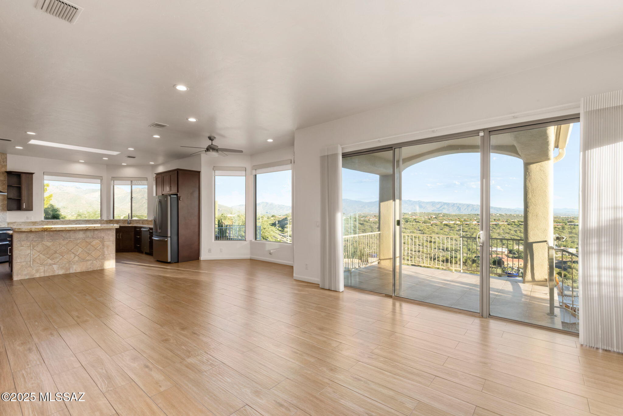 6110 E Paseo Cimarron