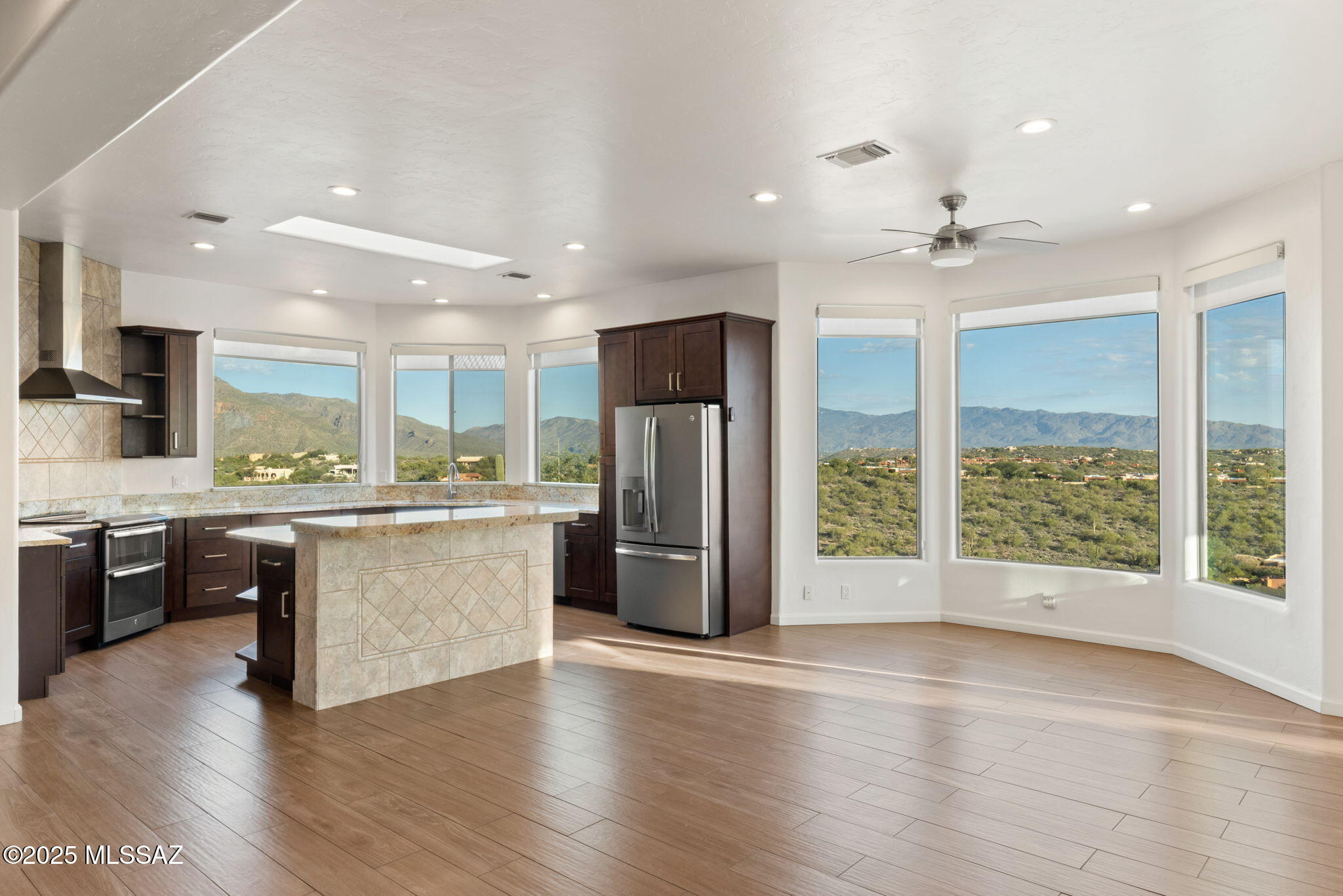 6110 E Paseo Cimarron