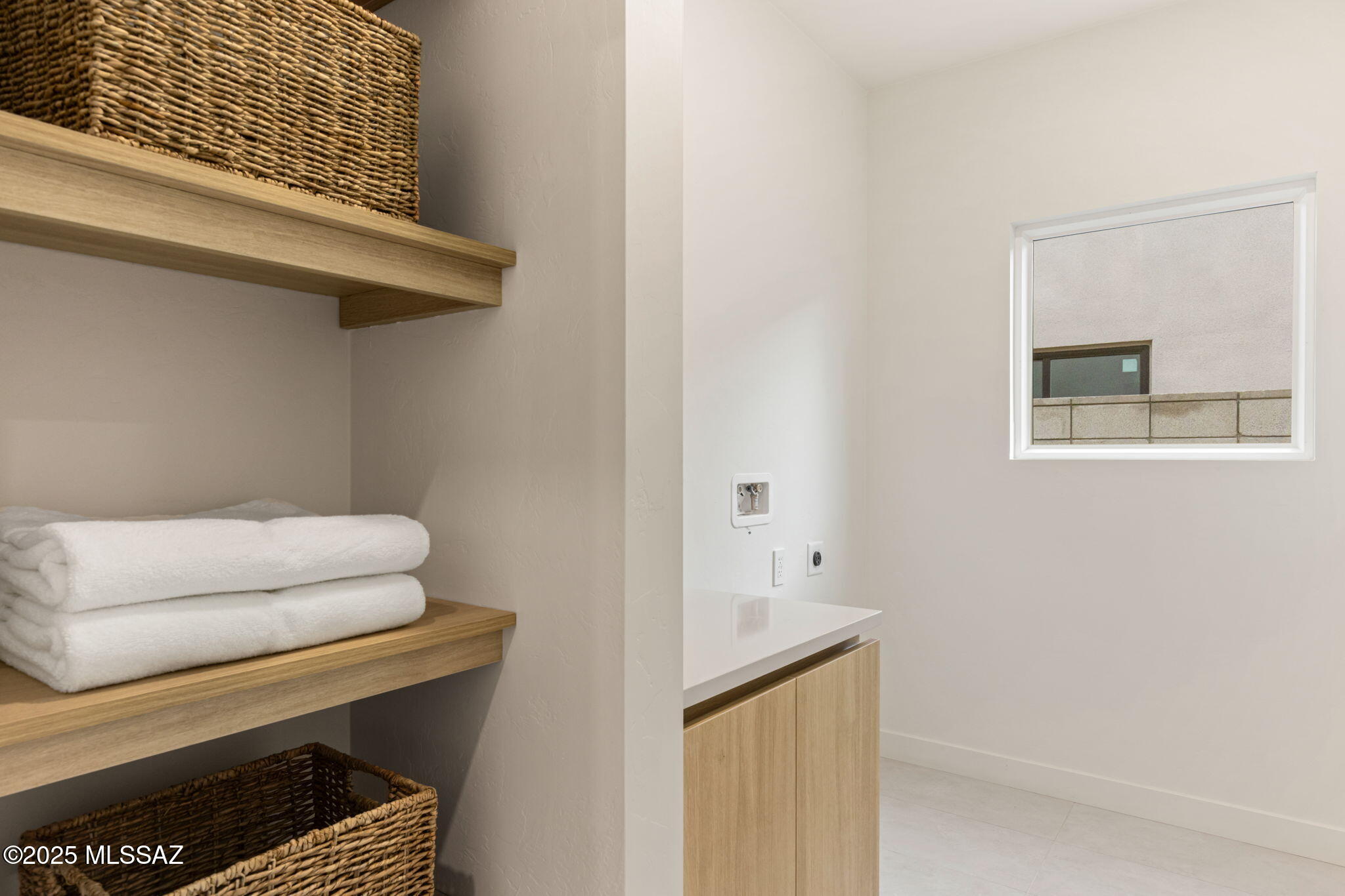 3934 E Elmwood Street