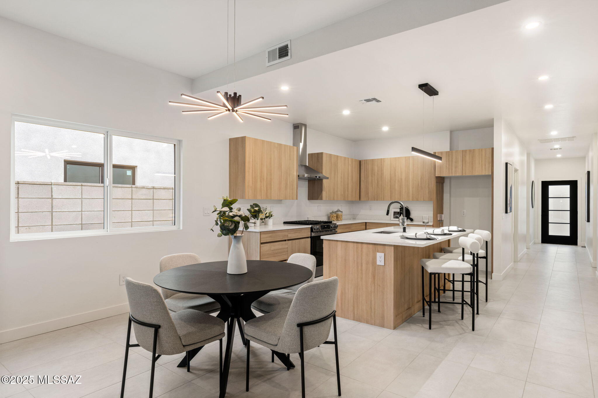 3934 E Elmwood Street