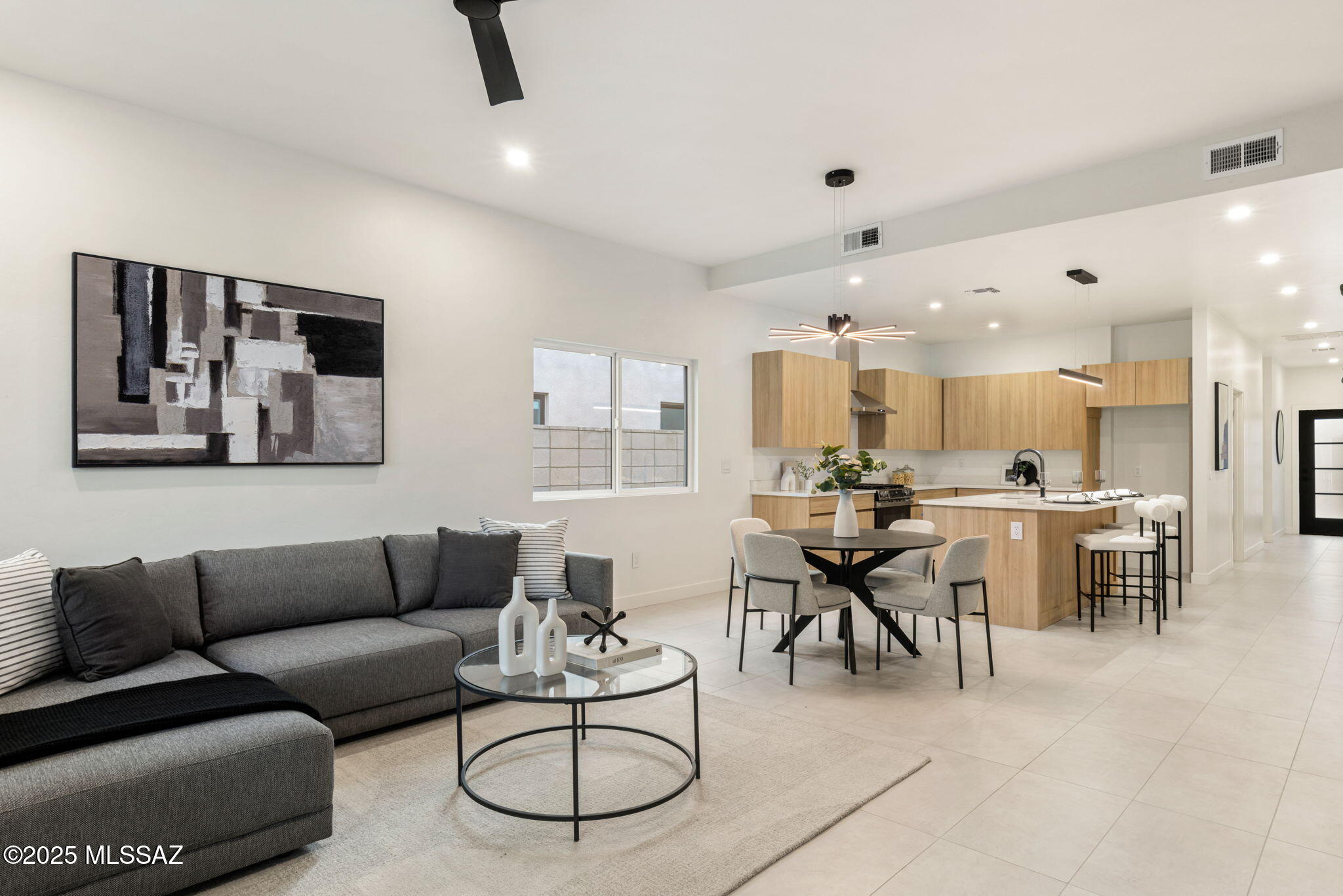 3934 E Elmwood Street