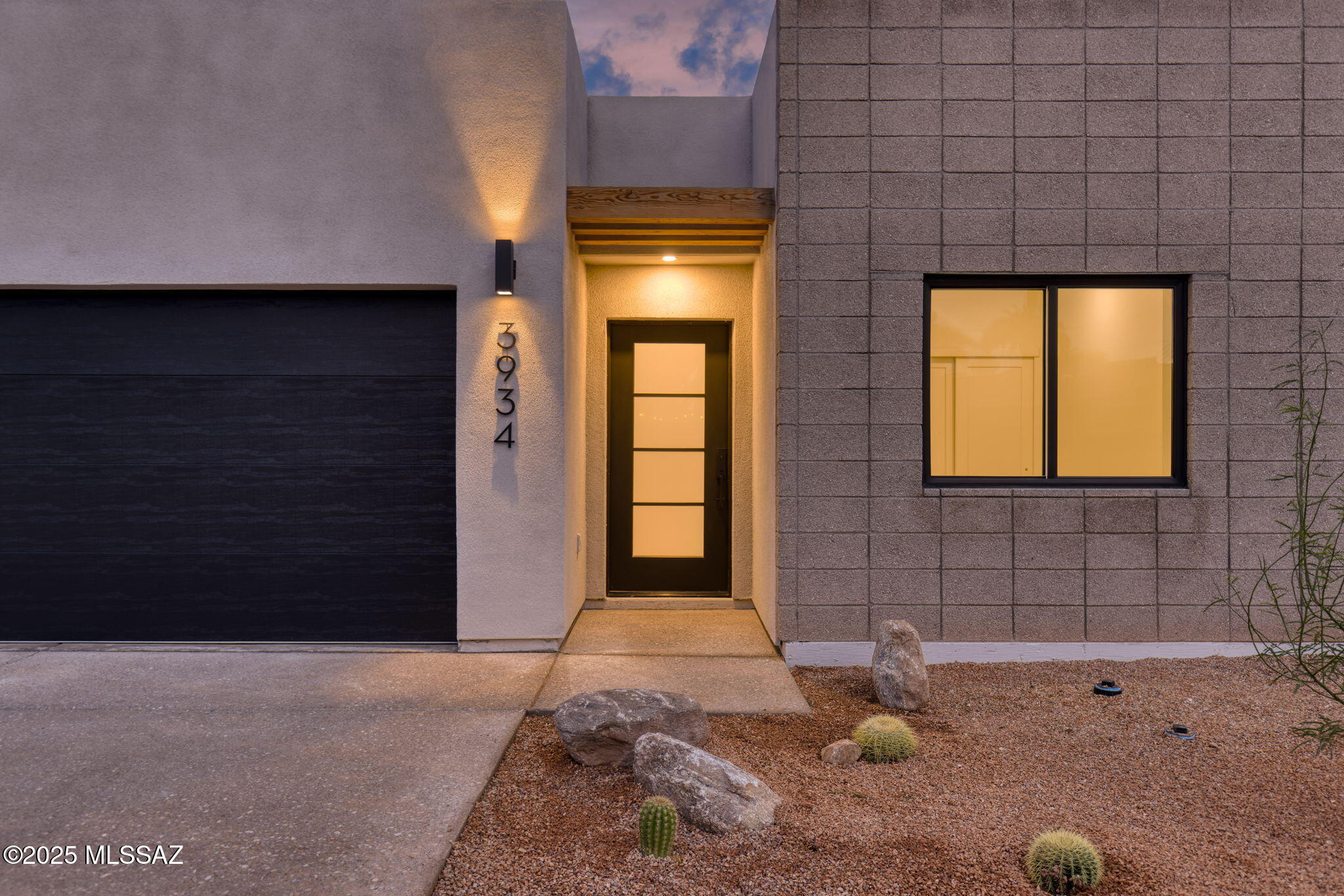 3934 E Elmwood Street