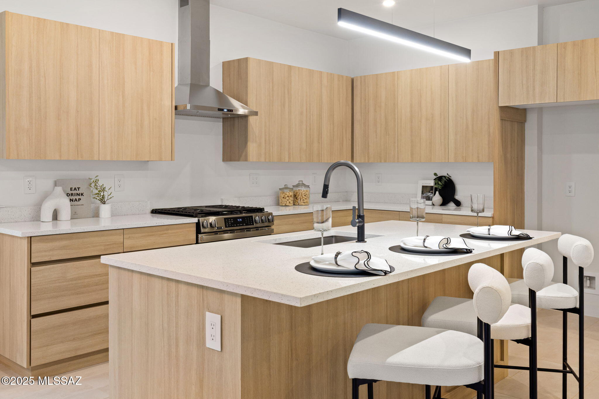 3934 E Elmwood Street