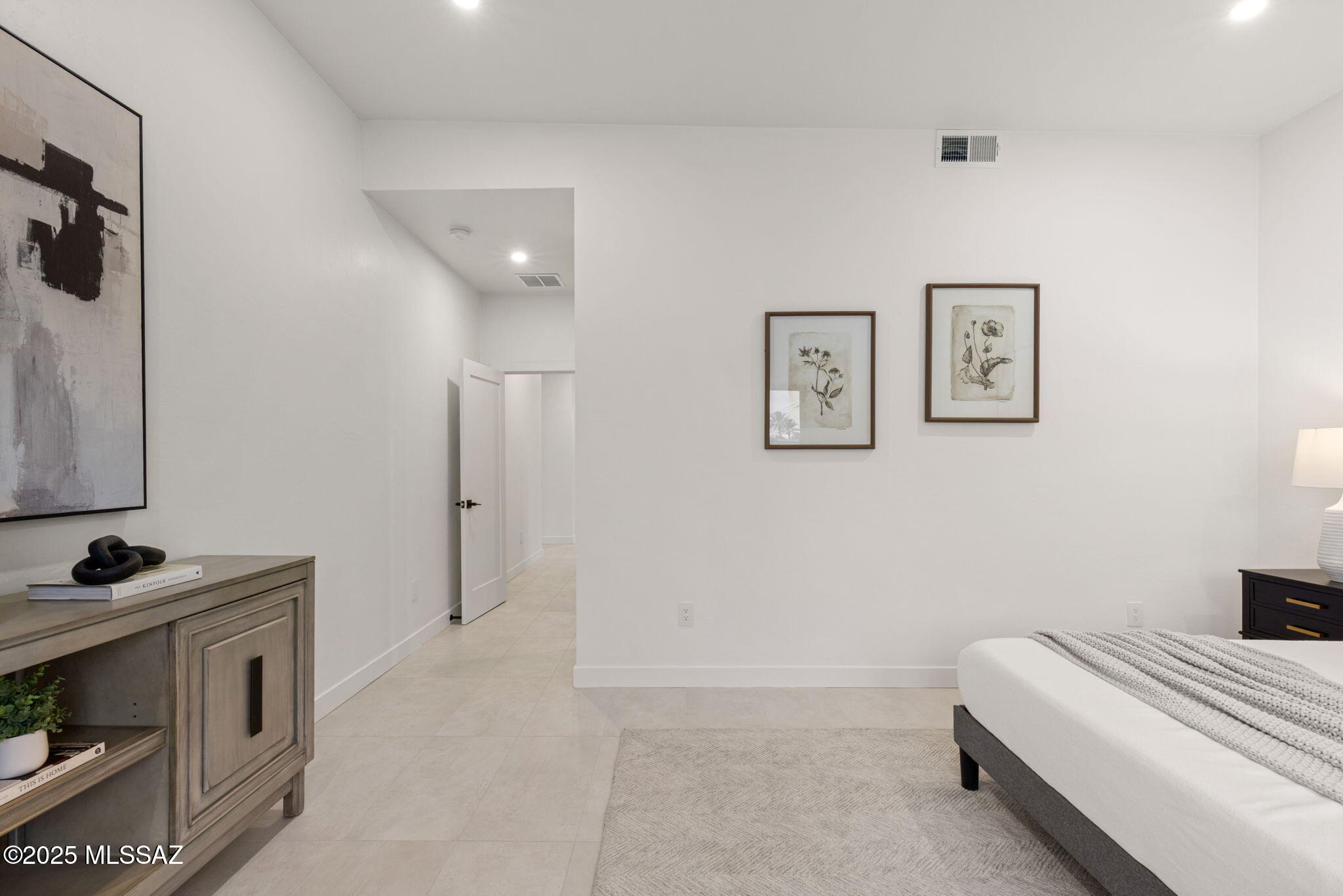 3934 E Elmwood Street