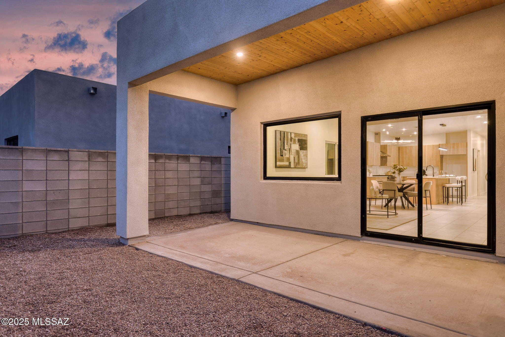 3934 E Elmwood Street