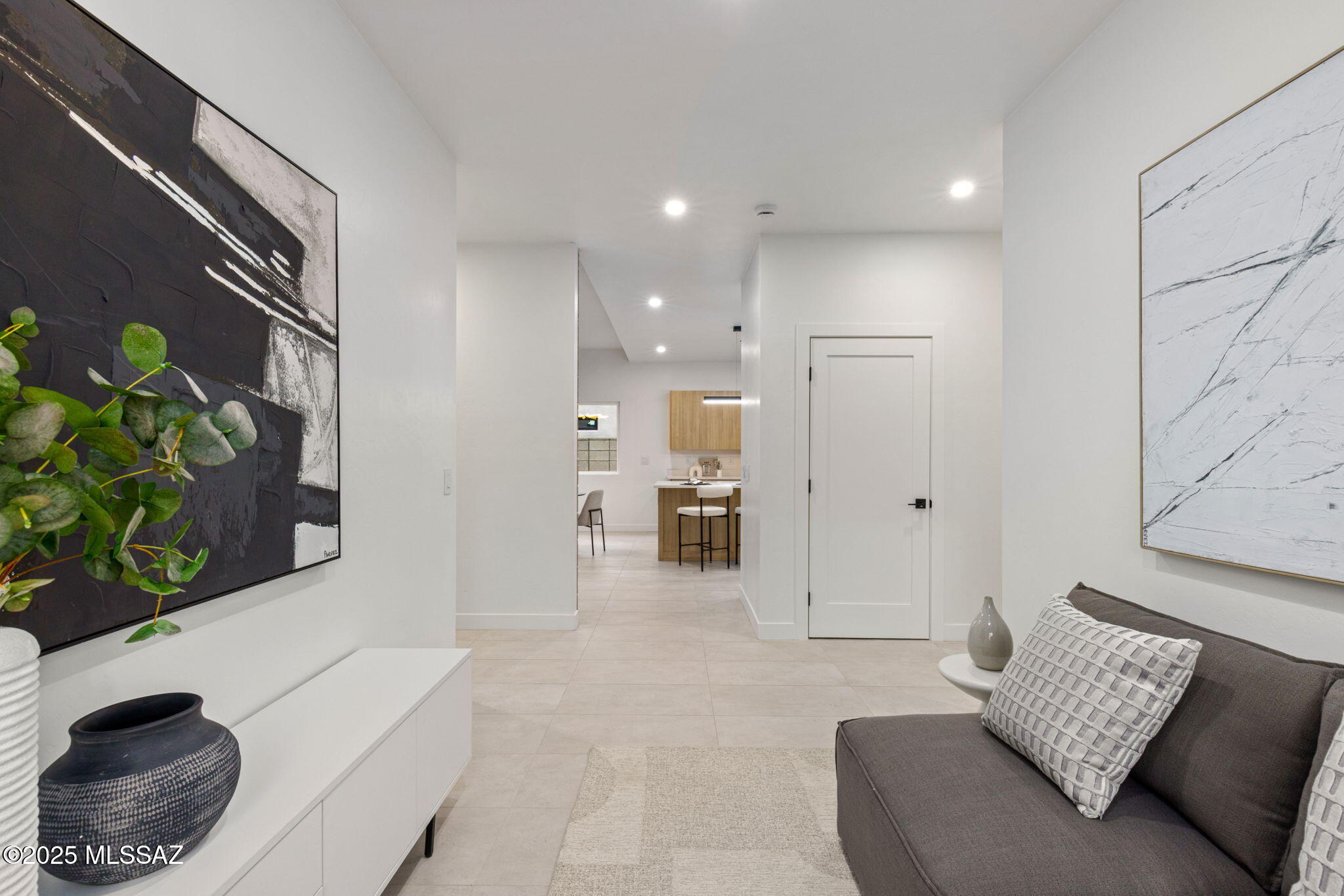 3934 E Elmwood Street