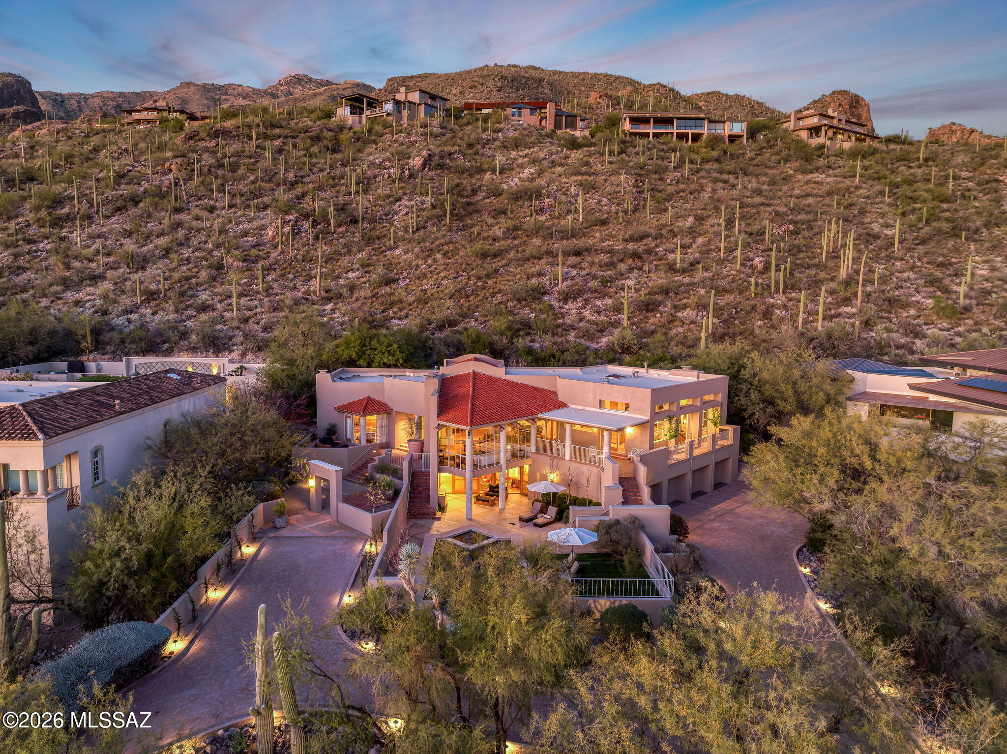 6482 N Ventana Canyon Drive