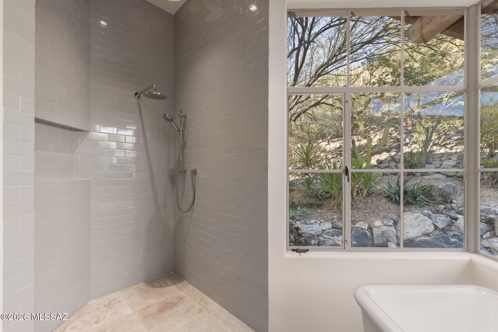 6482 N Ventana Canyon Drive