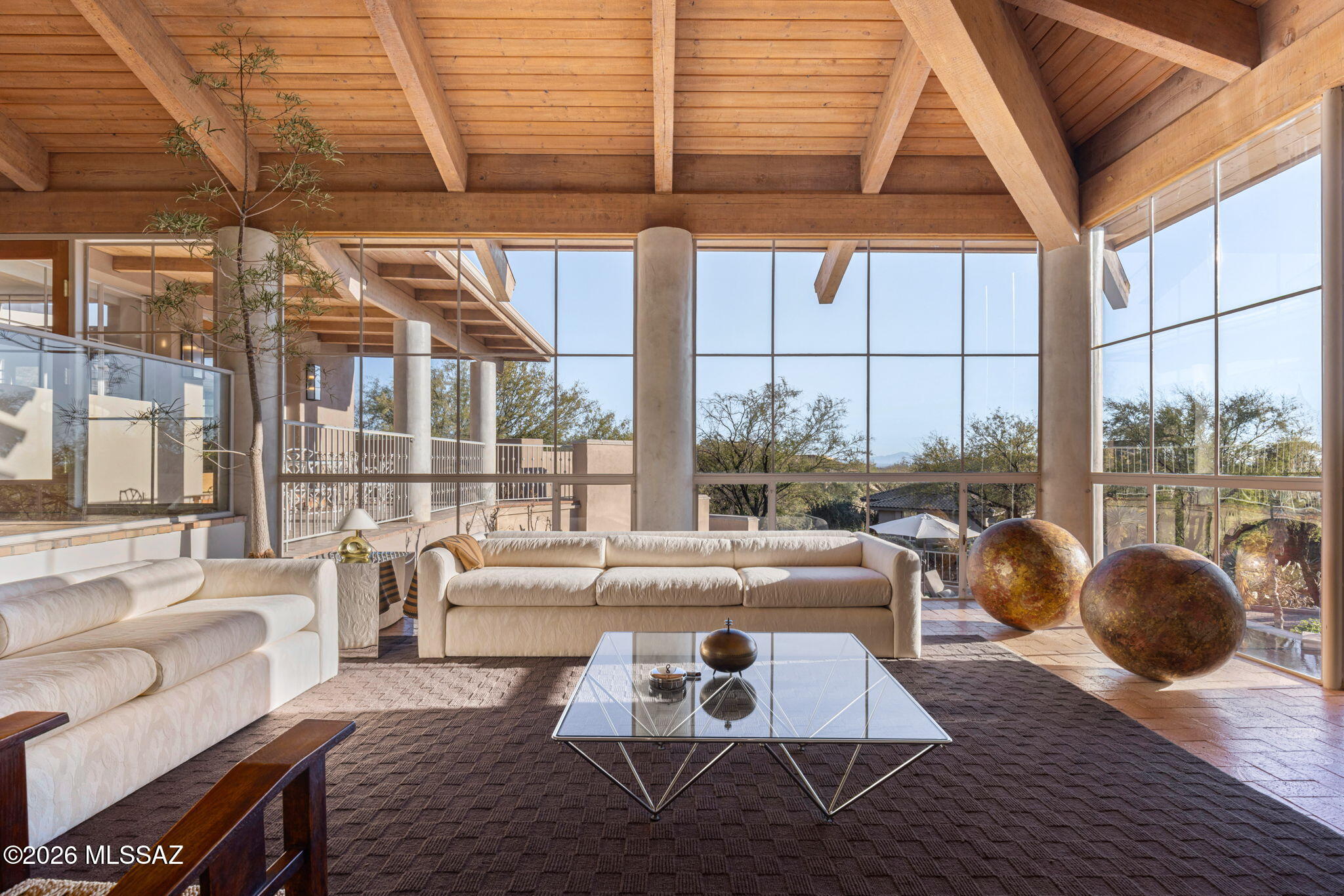 6482 N Ventana Canyon Drive