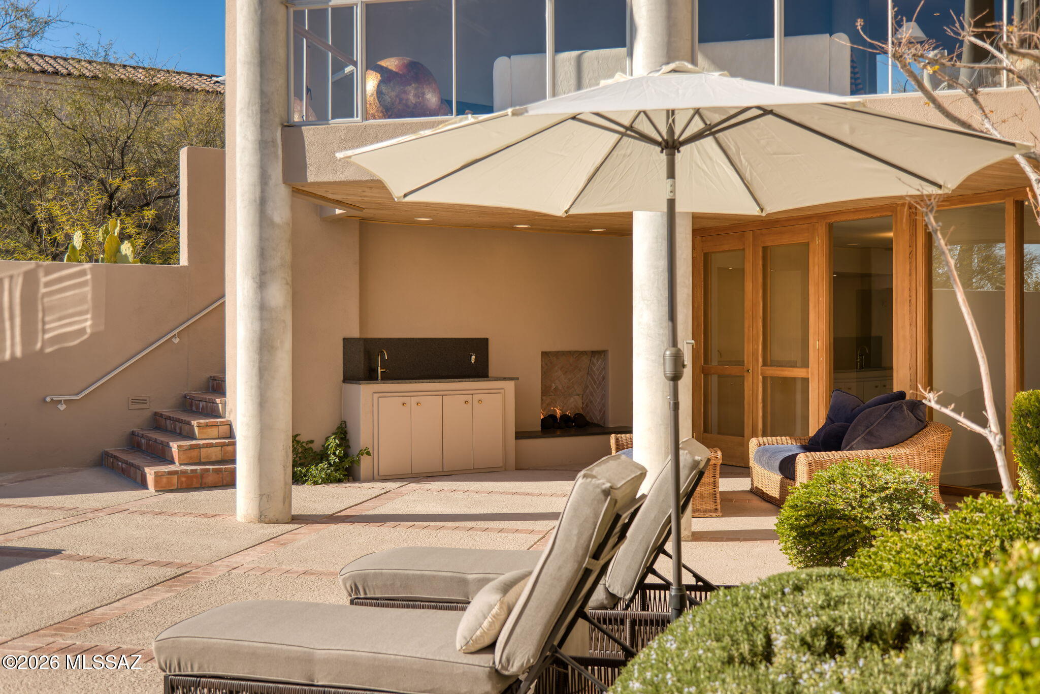 6482 N Ventana Canyon Drive