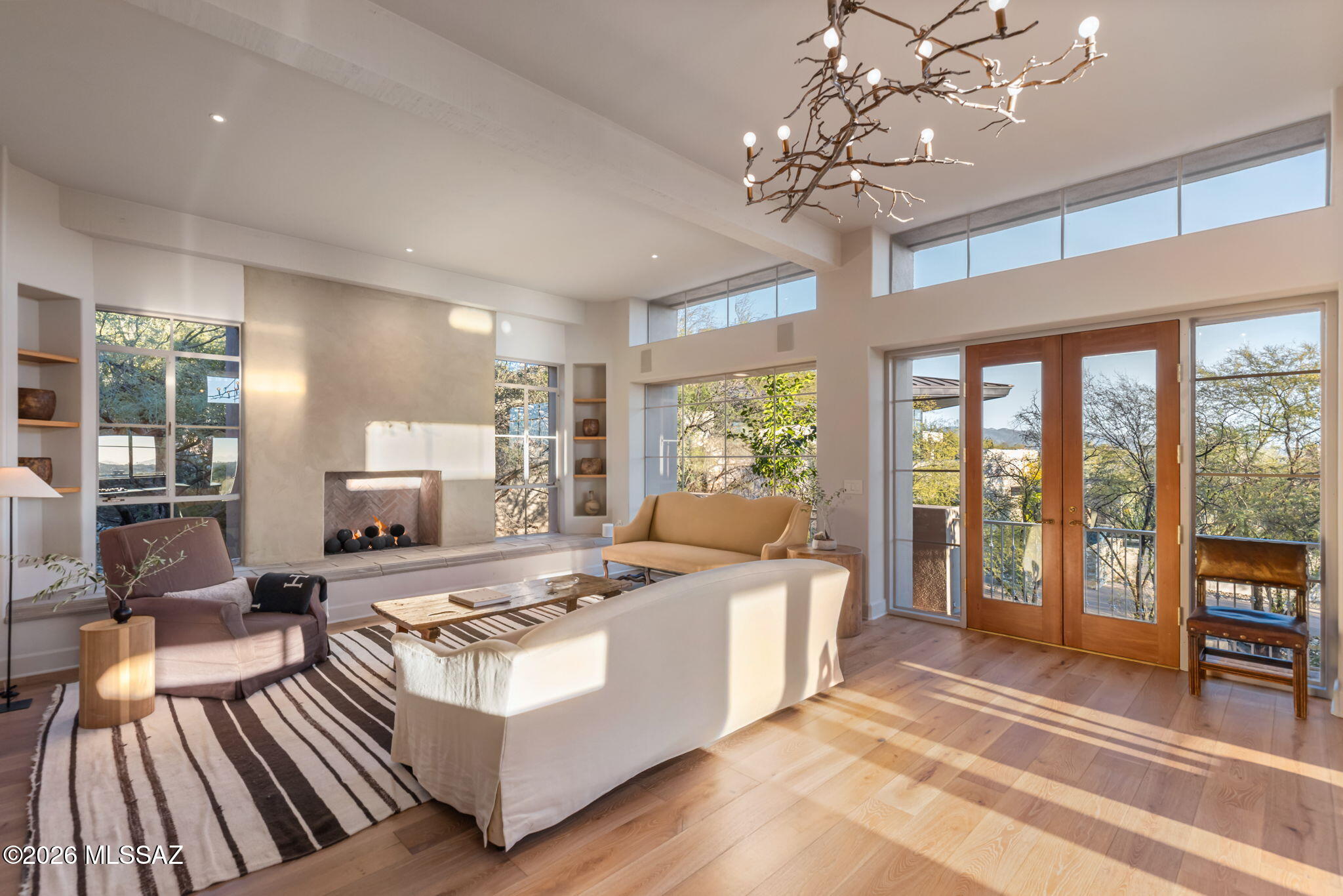 6482 N Ventana Canyon Drive