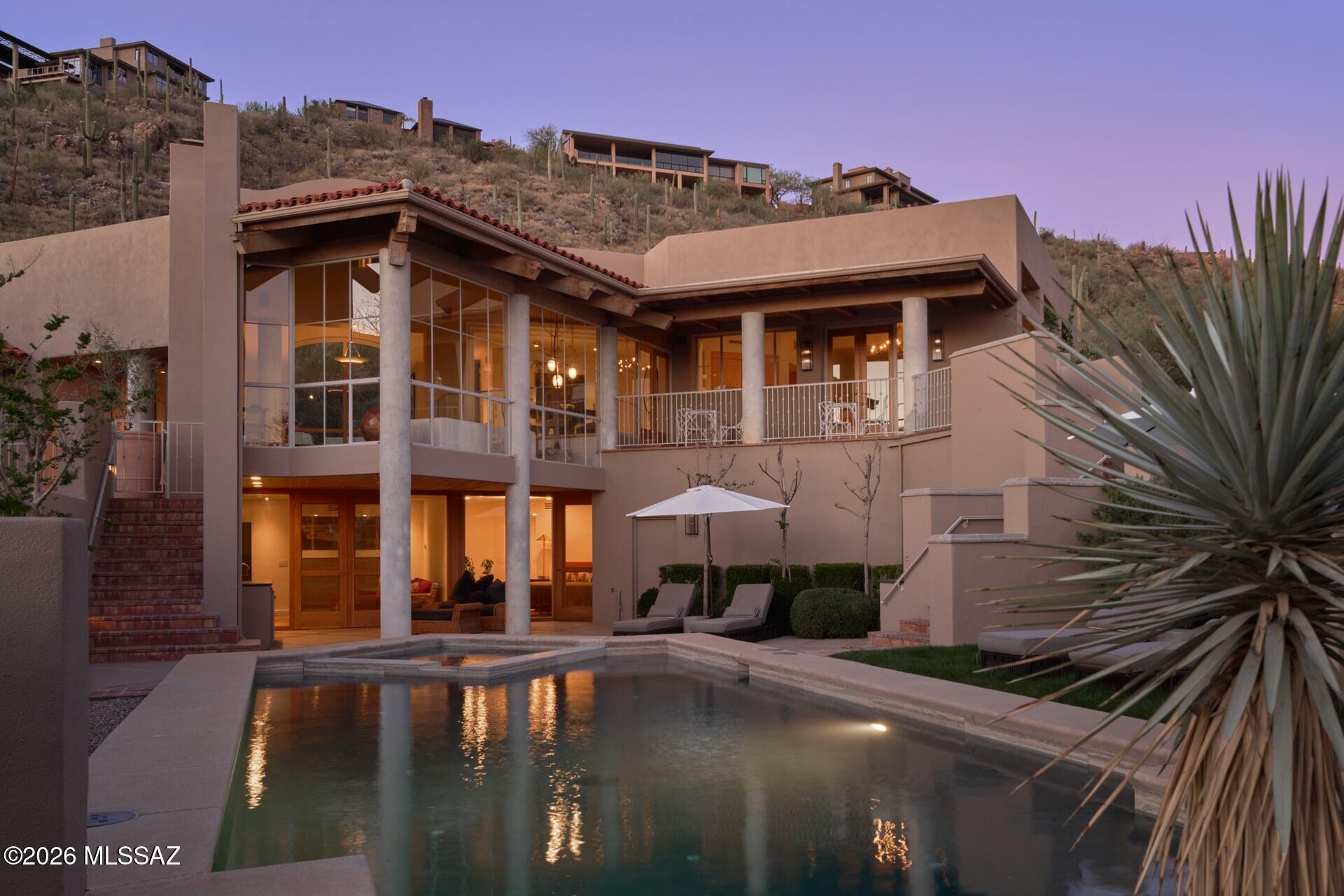 6482 N Ventana Canyon Drive
