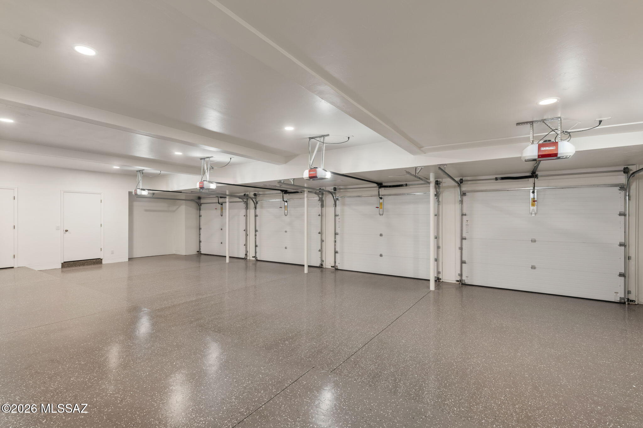 6482 N Ventana Canyon Drive