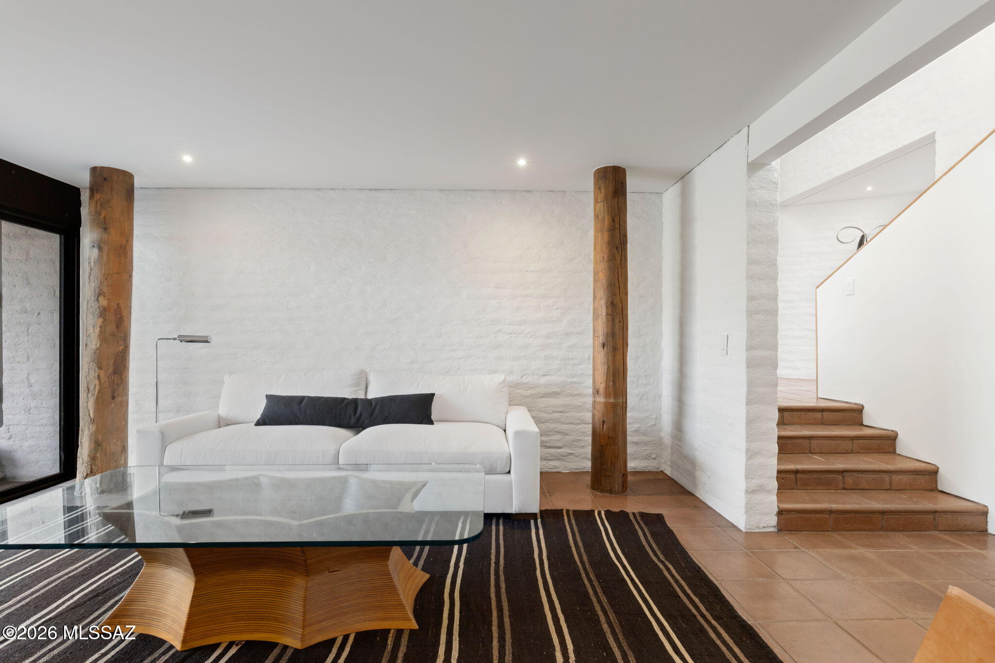 2801 E Camino Norberto