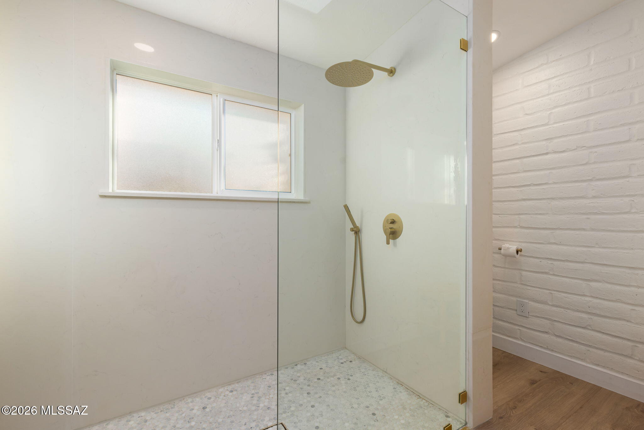 7076 E Arrowhead Drive