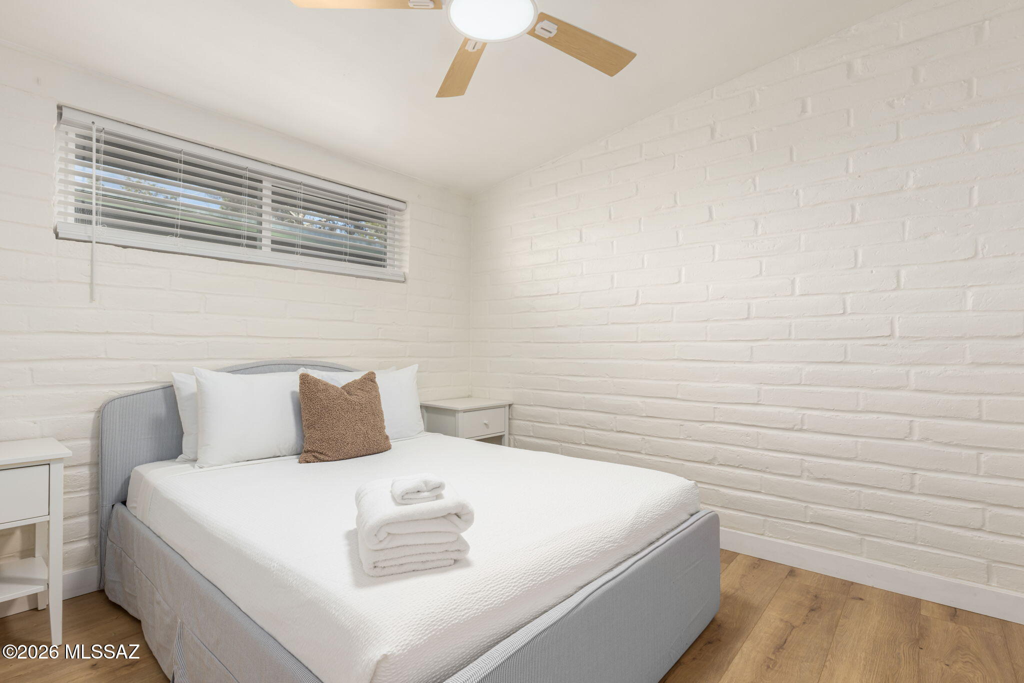 7076 E Arrowhead Drive