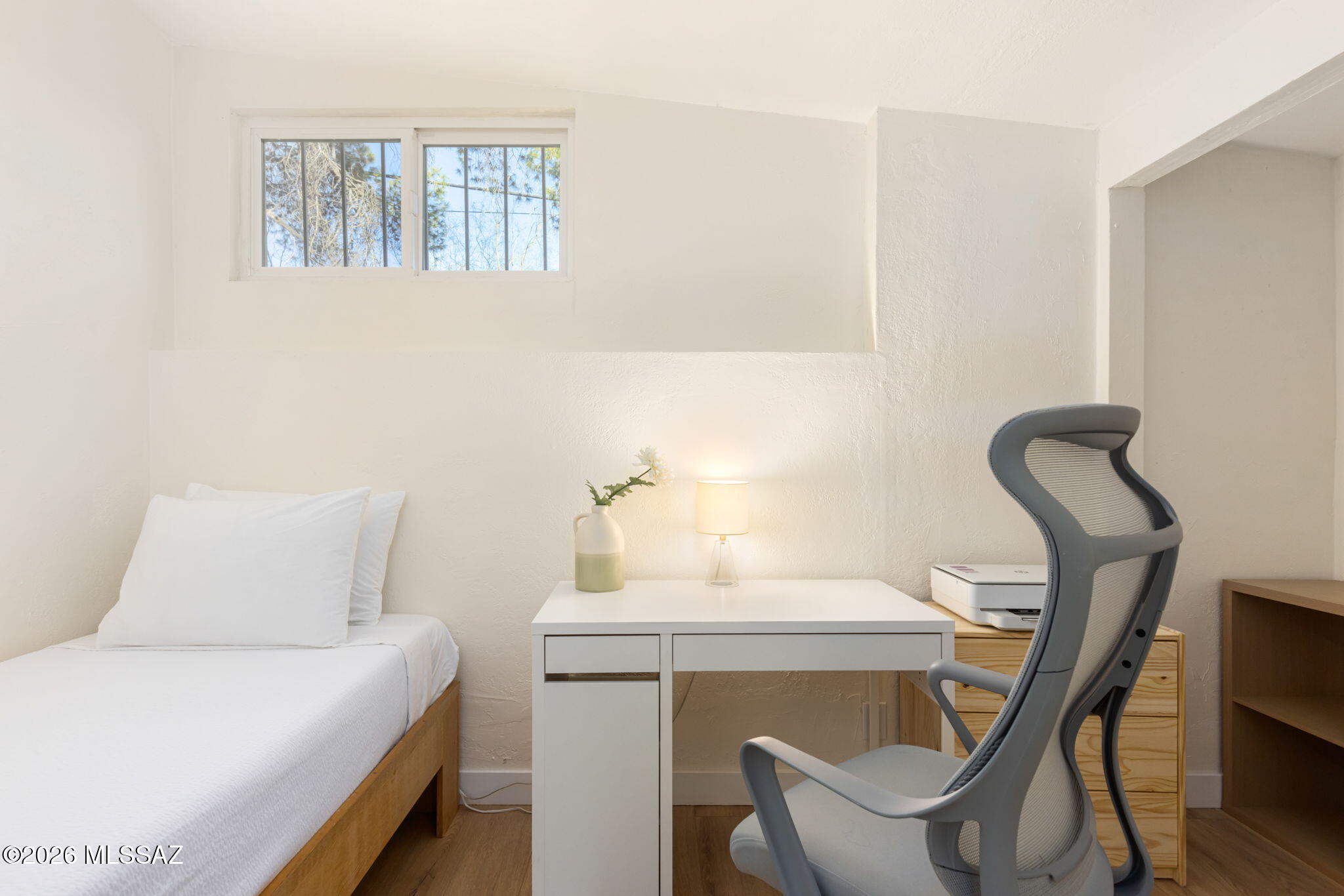 7076 E Arrowhead Drive