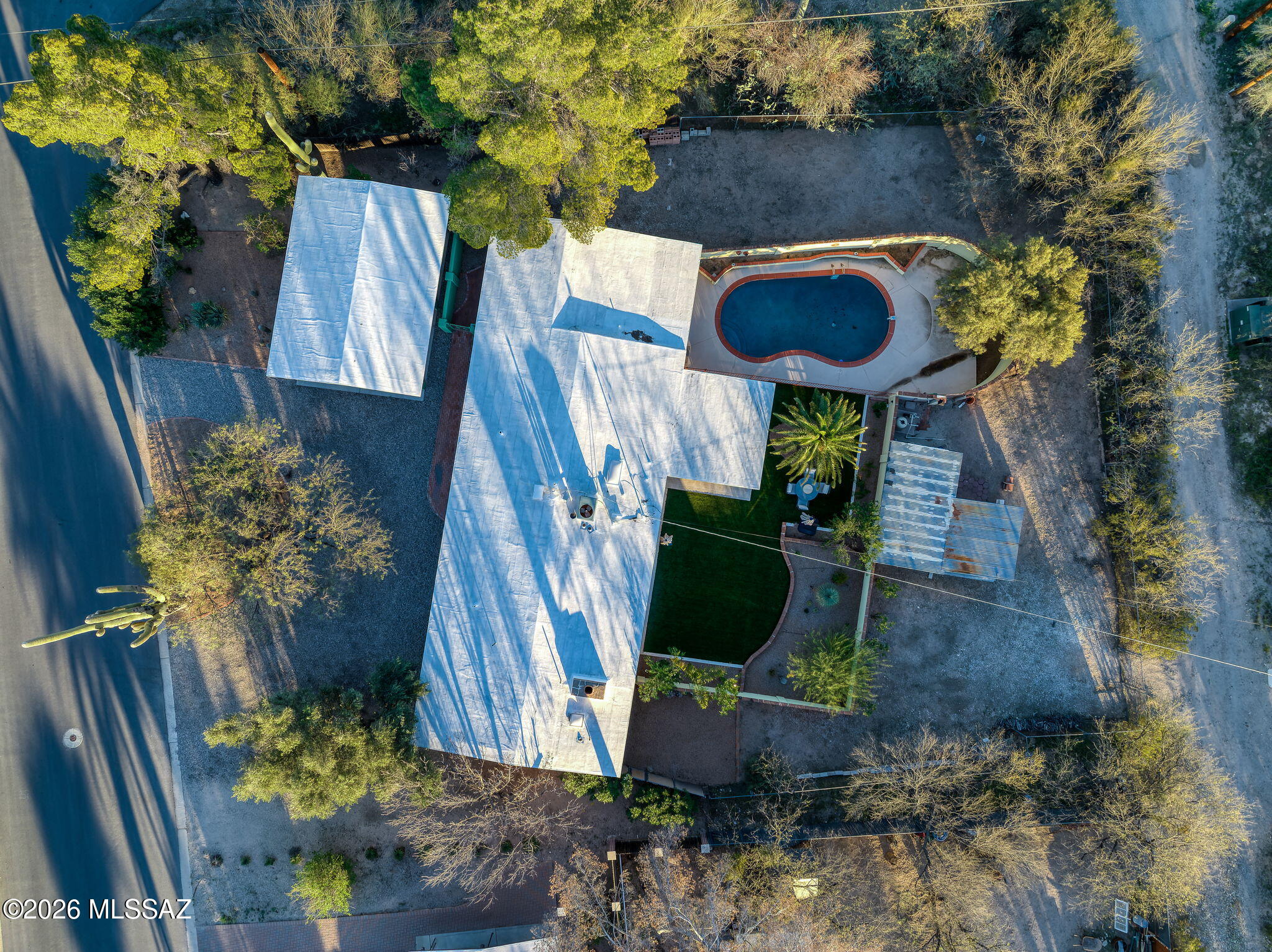 7076 E Arrowhead Drive