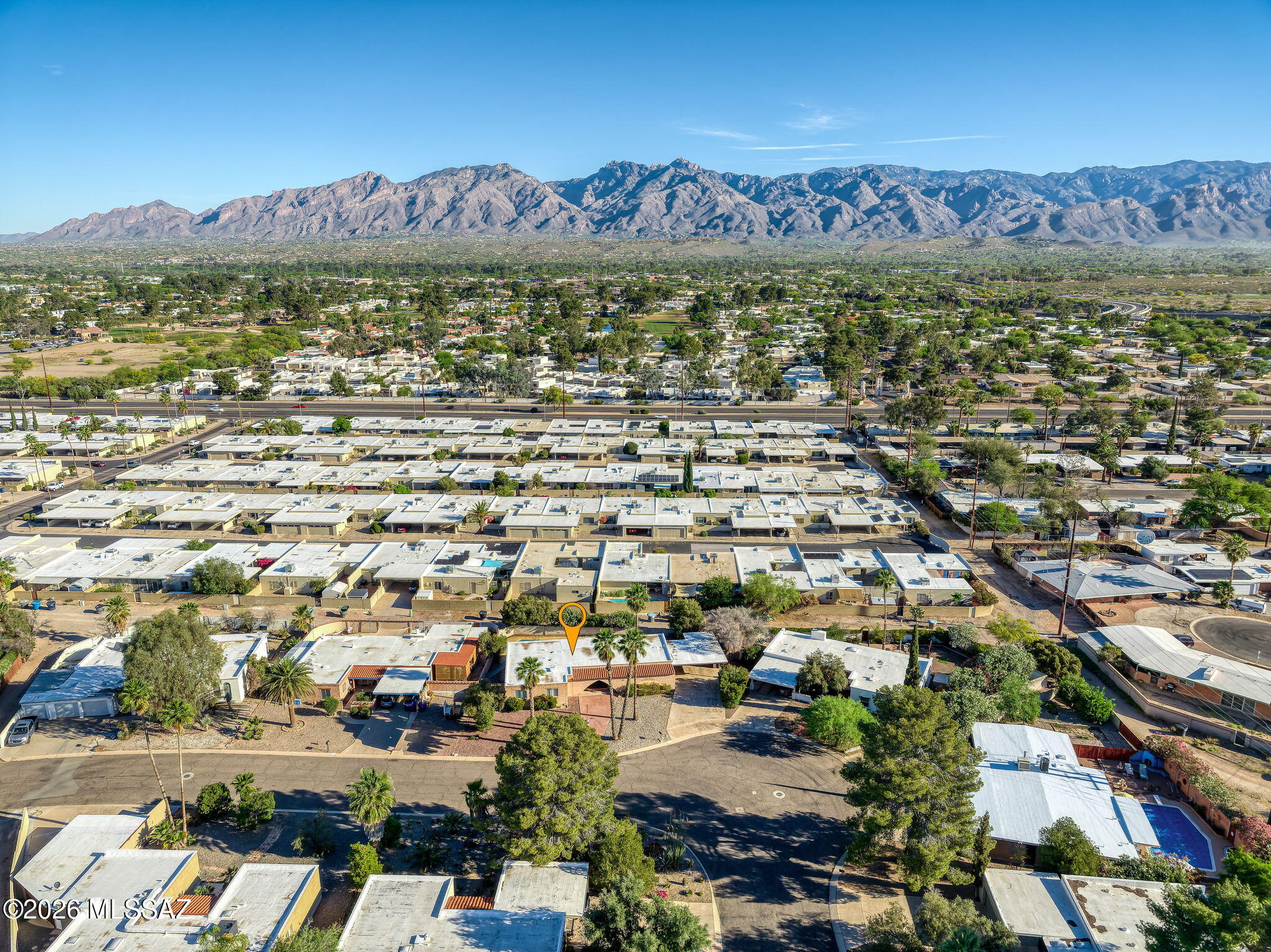 6861 E Hawthorne Circle