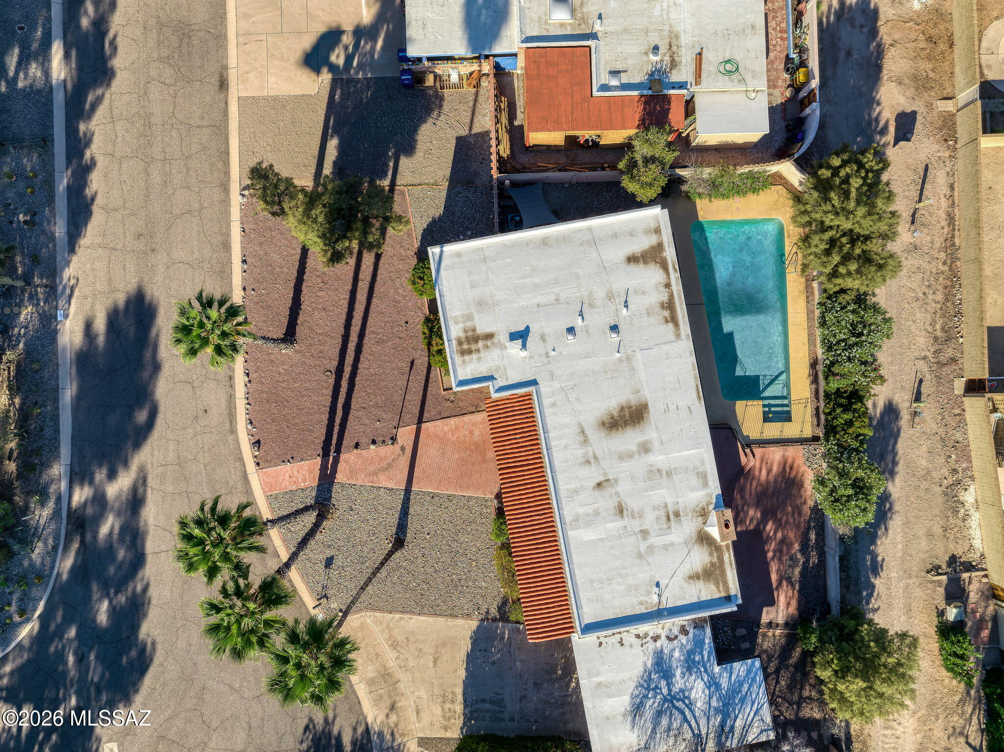 6861 E Hawthorne Circle