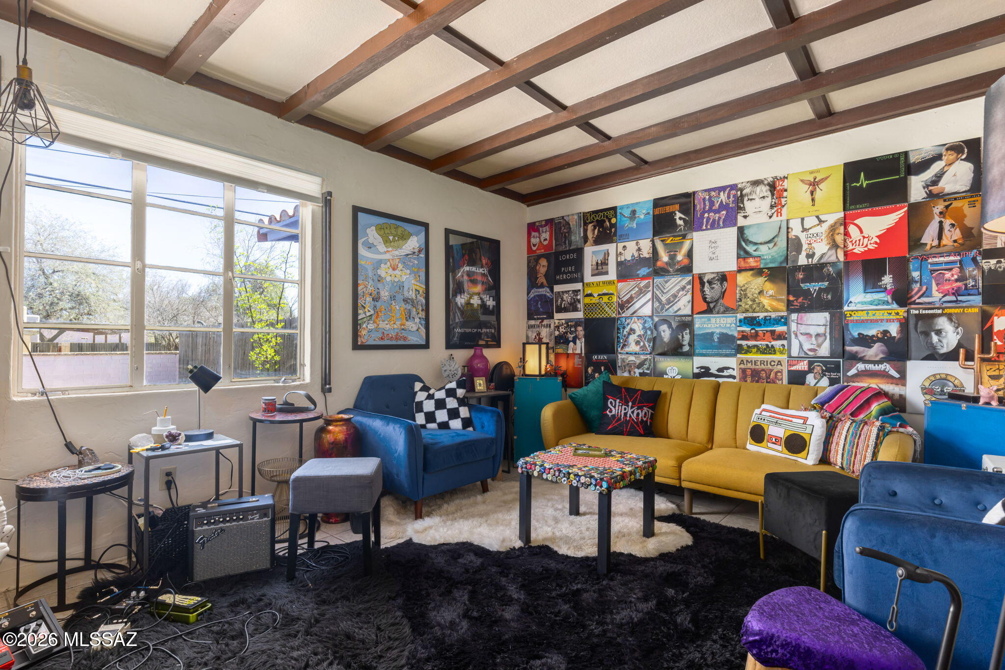 2936 E Edison Street