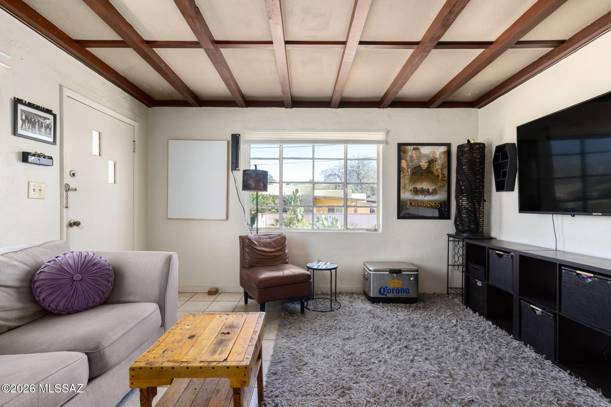 2936 E Edison Street