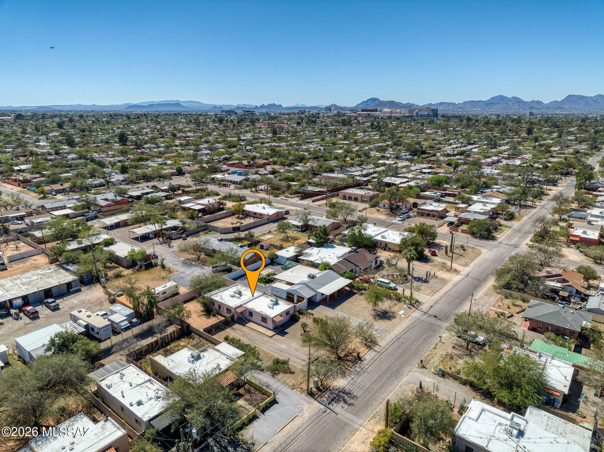 2936 E Edison Street