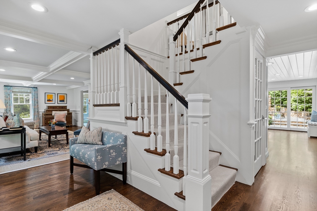 64 Yarmouth Rd