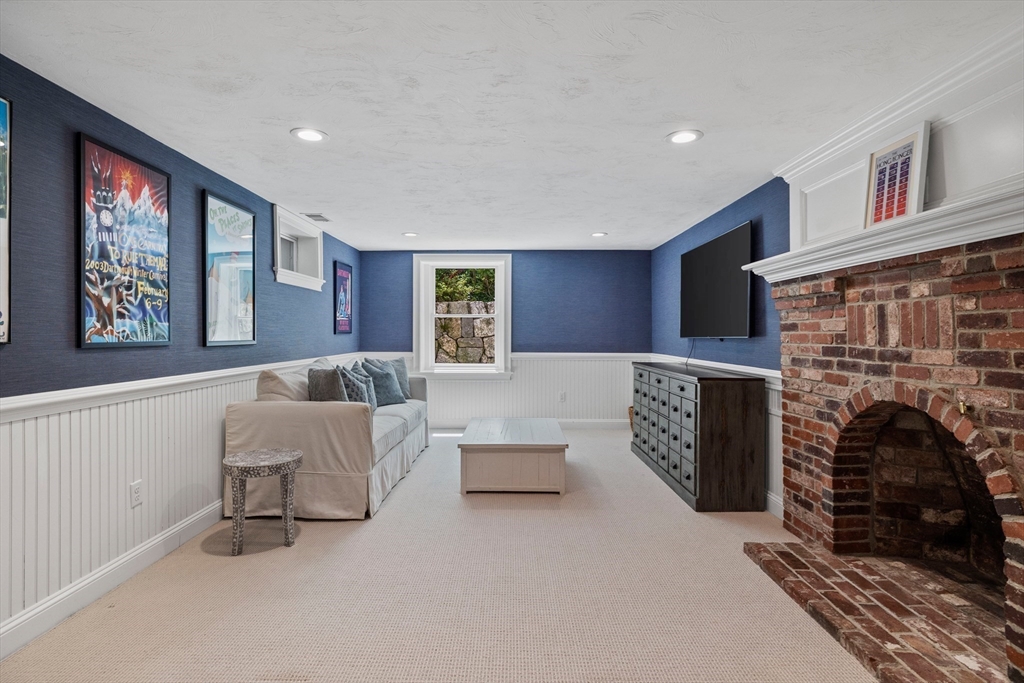 64 Yarmouth Rd