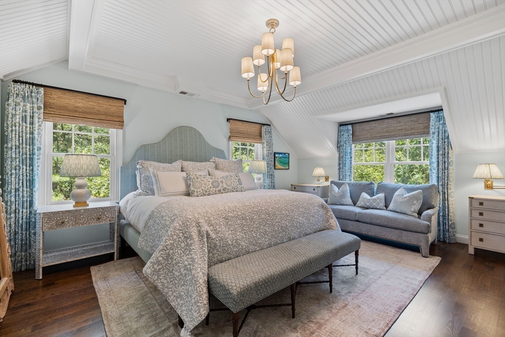 64 Yarmouth Rd