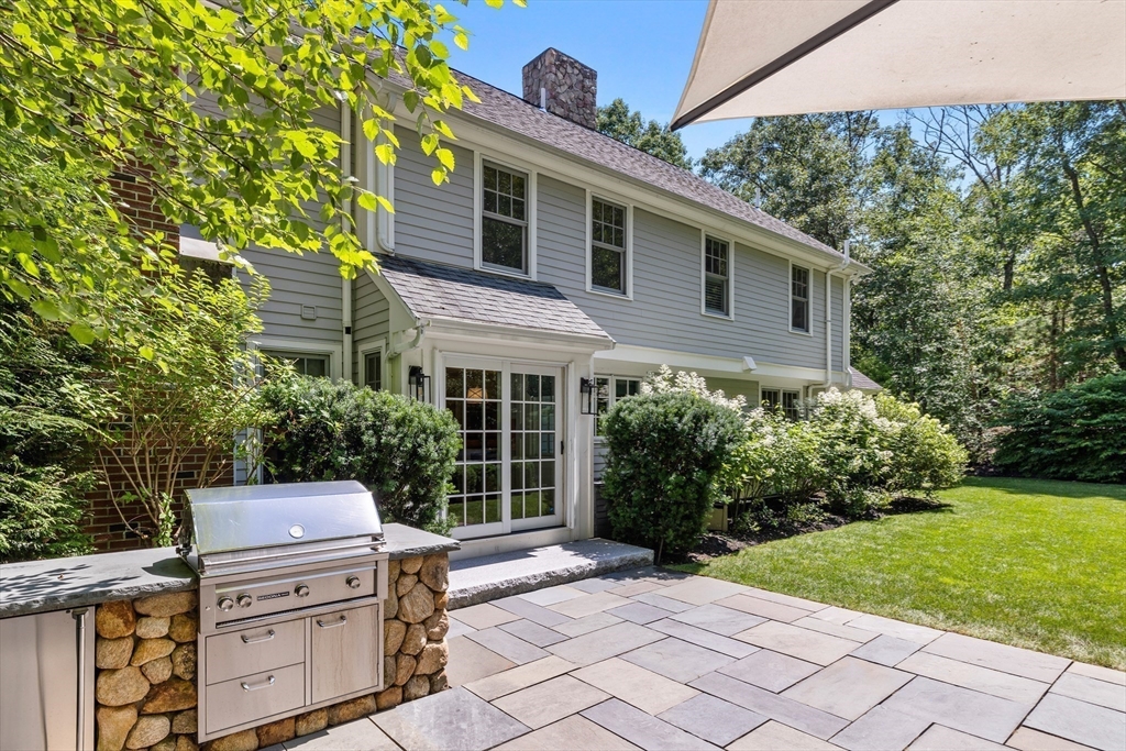 64 Yarmouth Rd