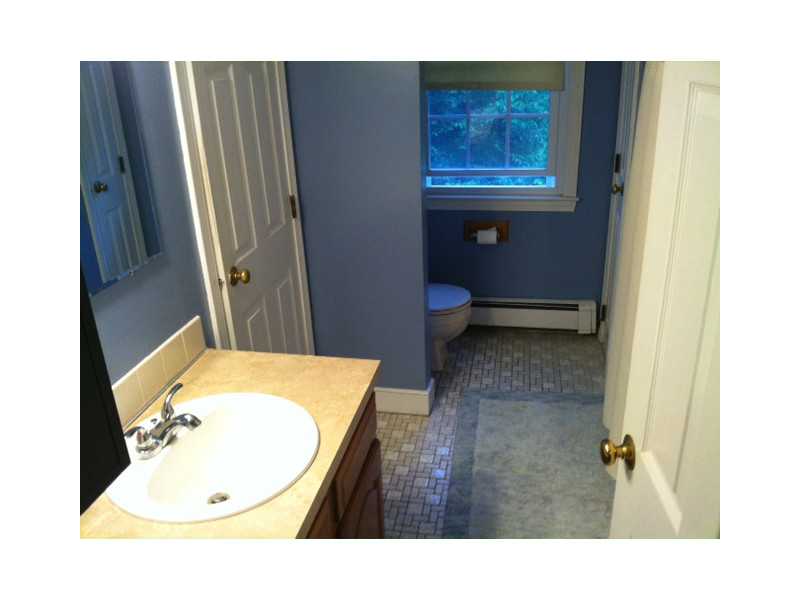 1175 DIAMOND HILL Road 301