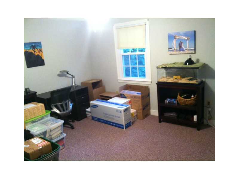 1175 DIAMOND HILL Road