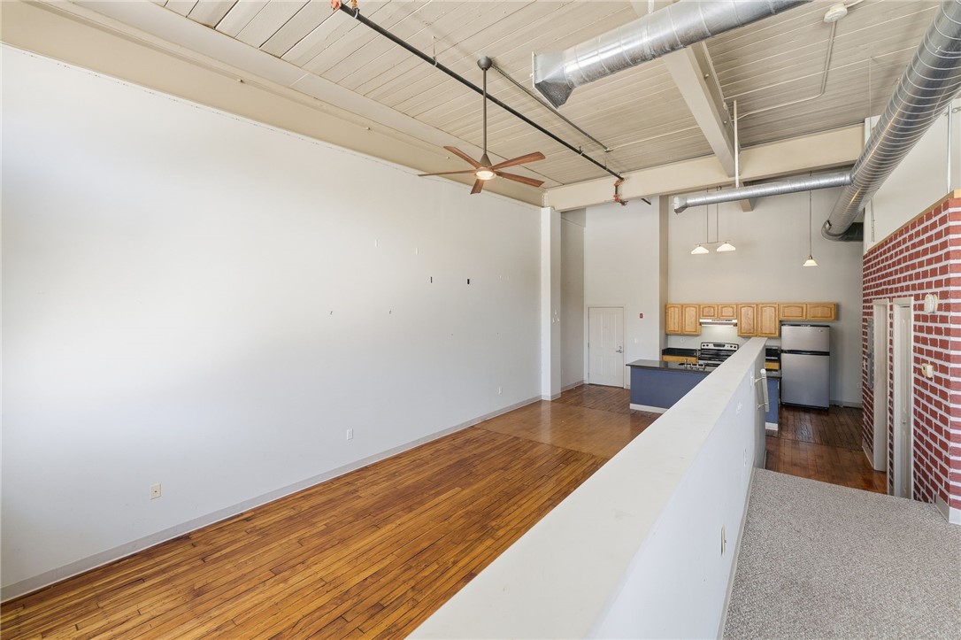 685 Social Street 313