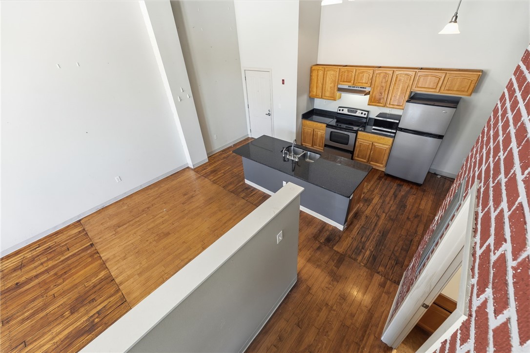 685 Social Street 313