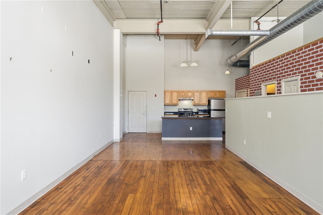 685 Social Street 313