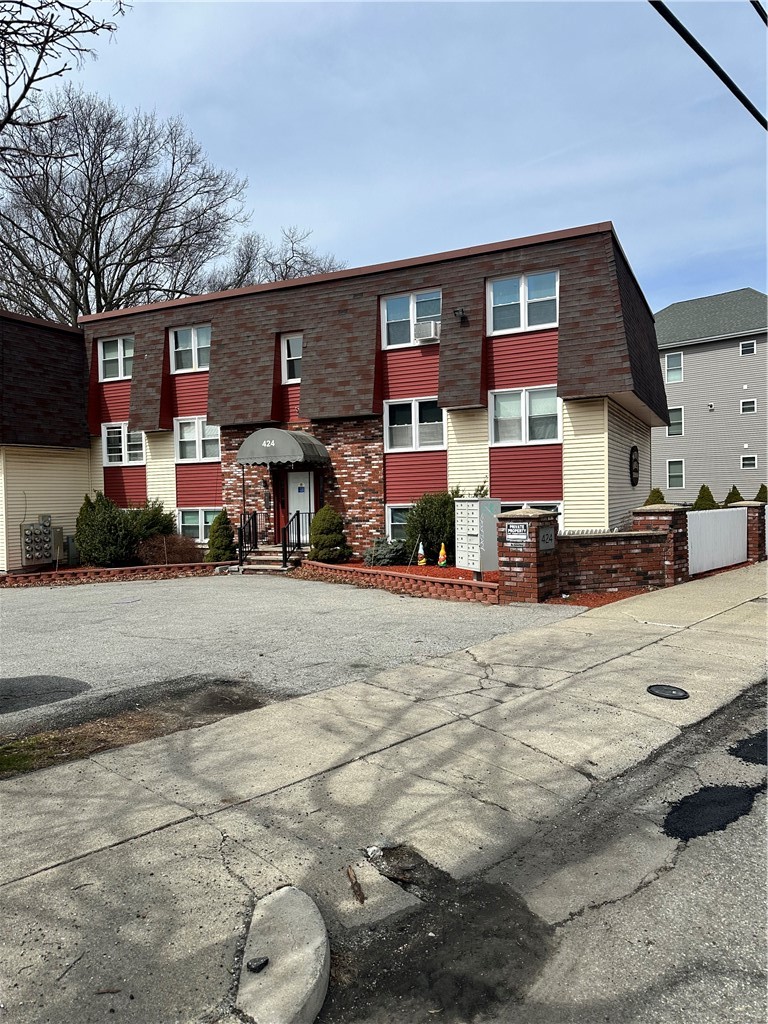 424 Smithfield Avenue 6