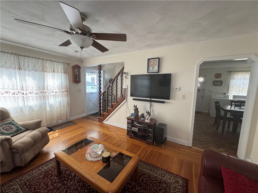 215 Roosevelt Street