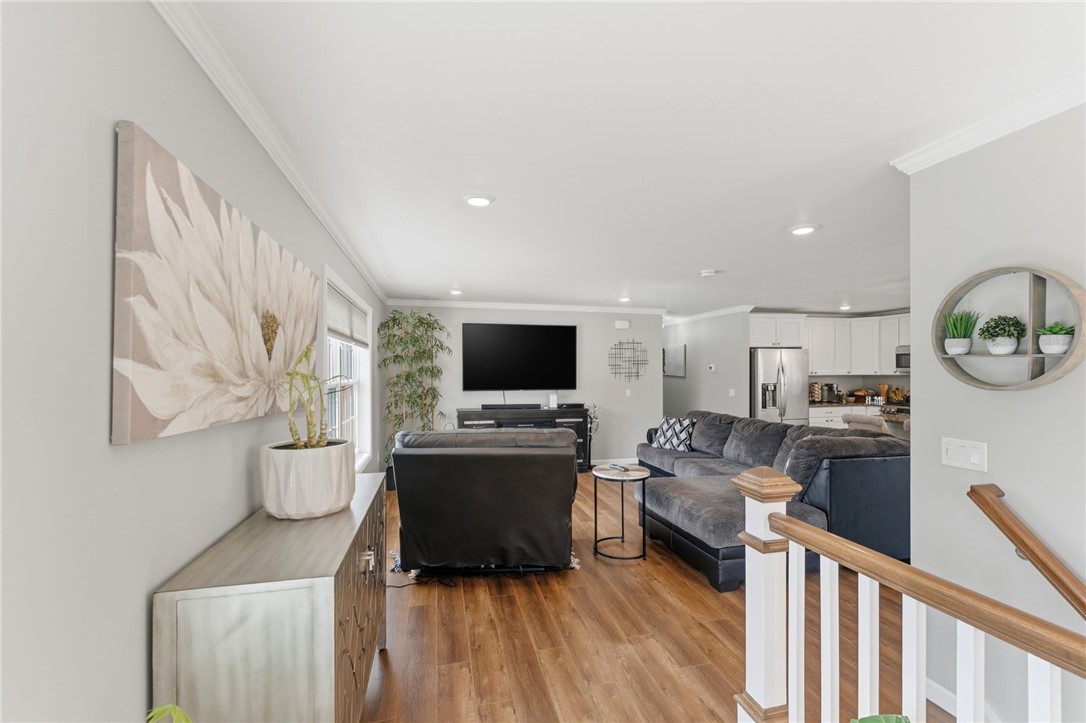 10 Corrine Drive