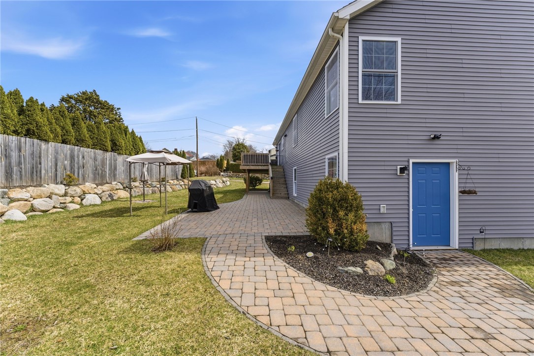 10 Corrine Drive