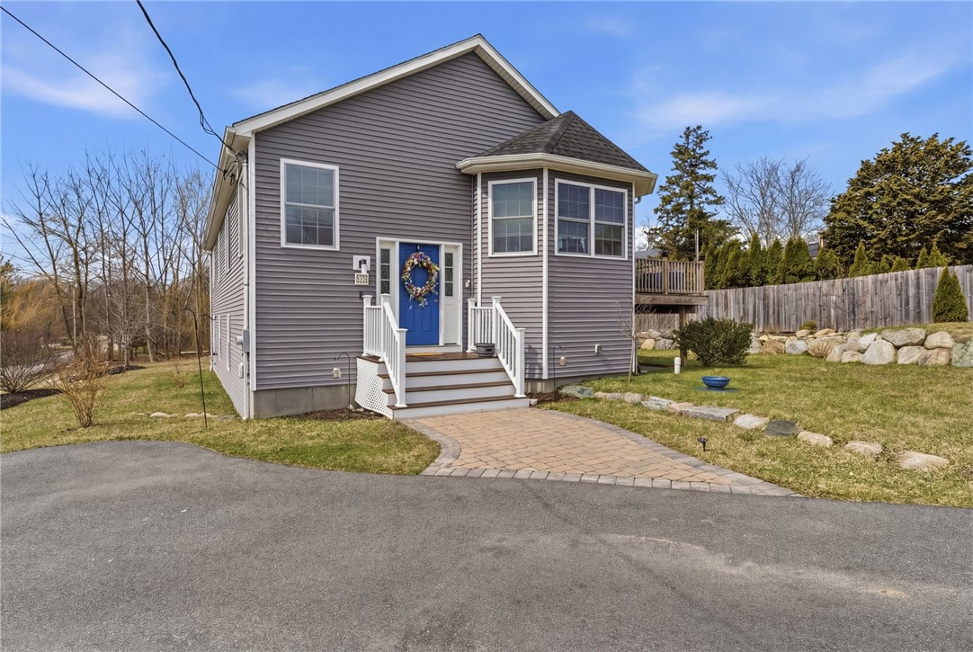 10 Corrine Drive