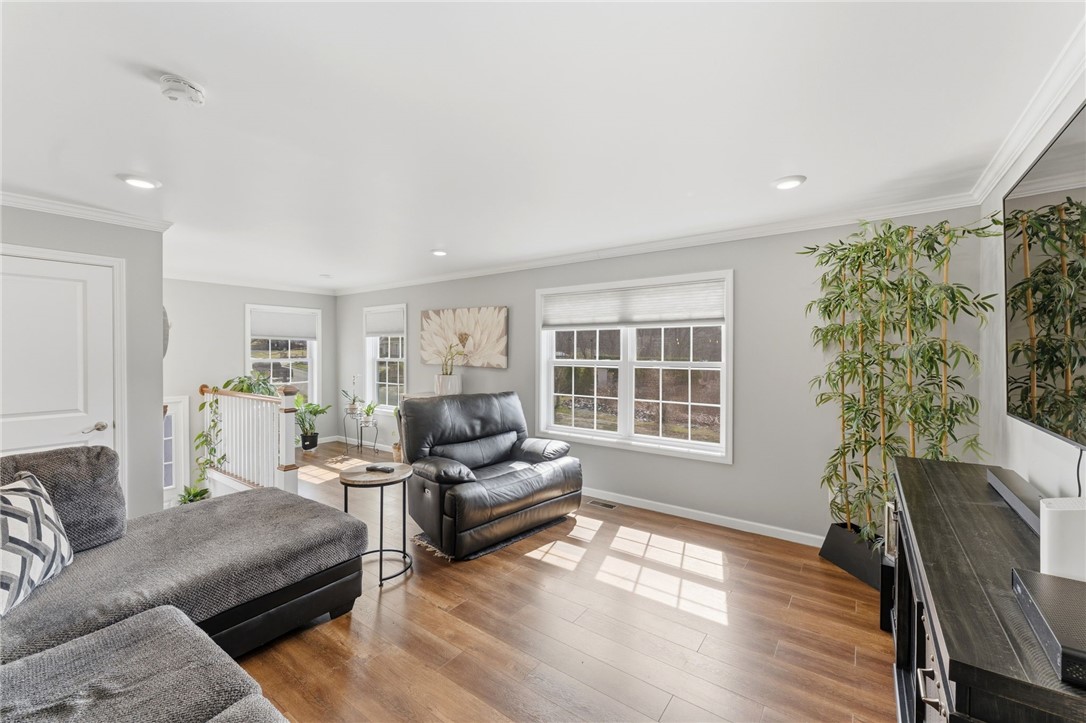 10 Corrine Drive