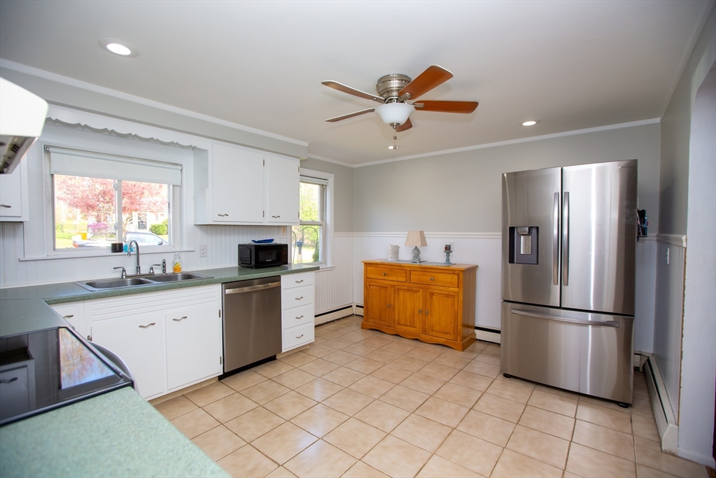 51 Roland Baxter Rd