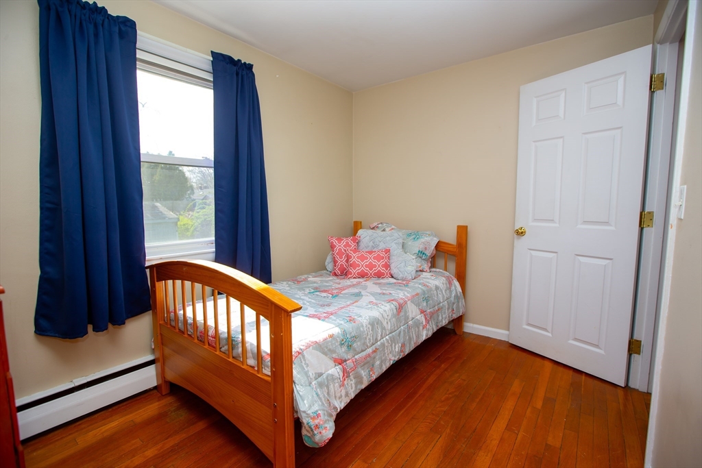 51 Roland Baxter Rd