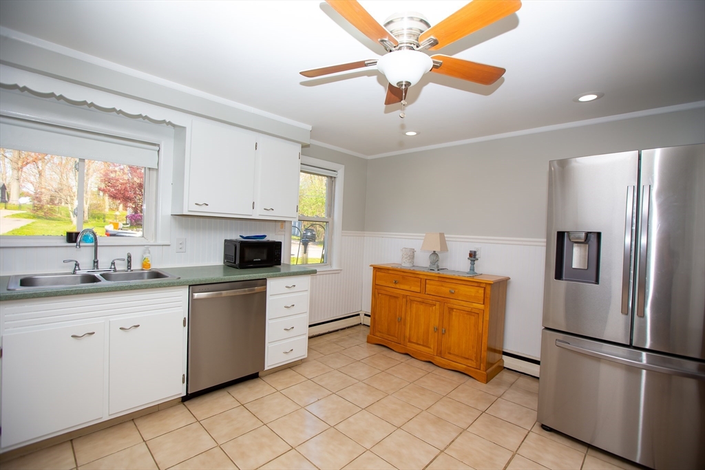 51 Roland Baxter Rd