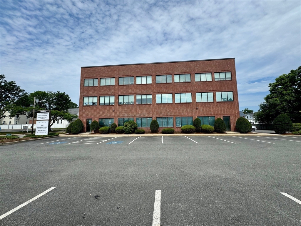 140 Park St # 8