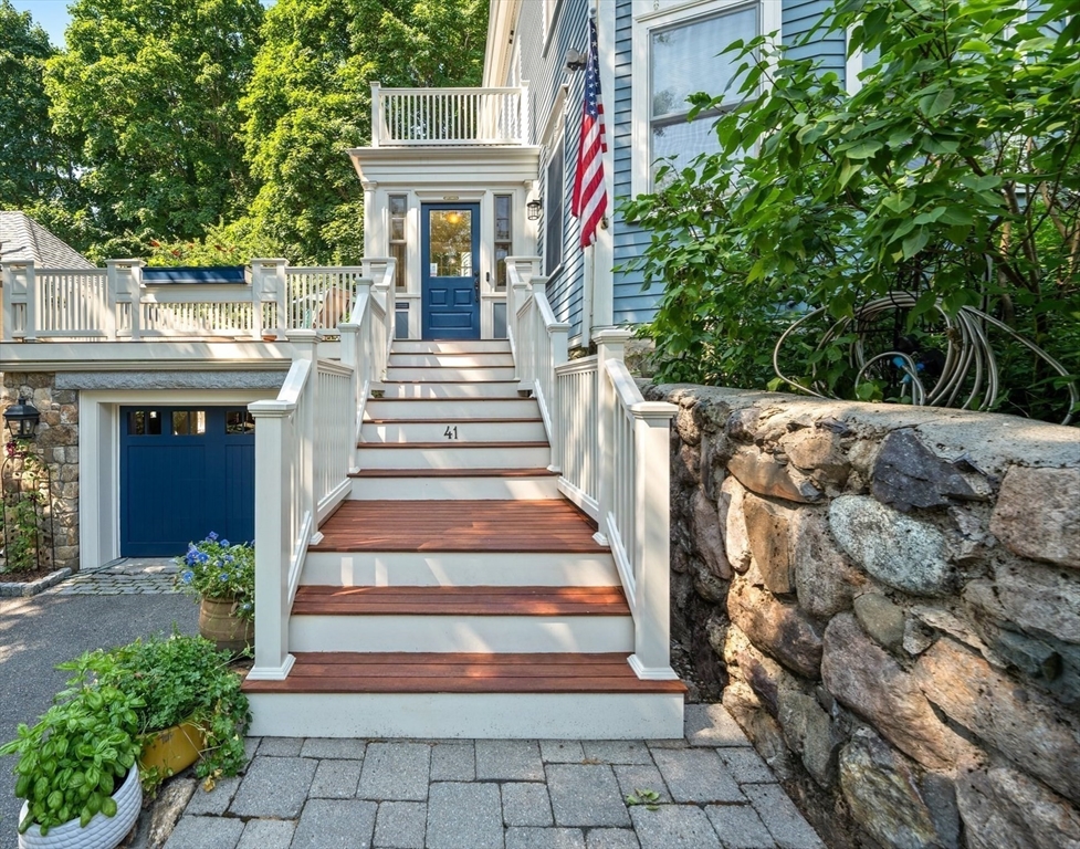 41 Everett Street
