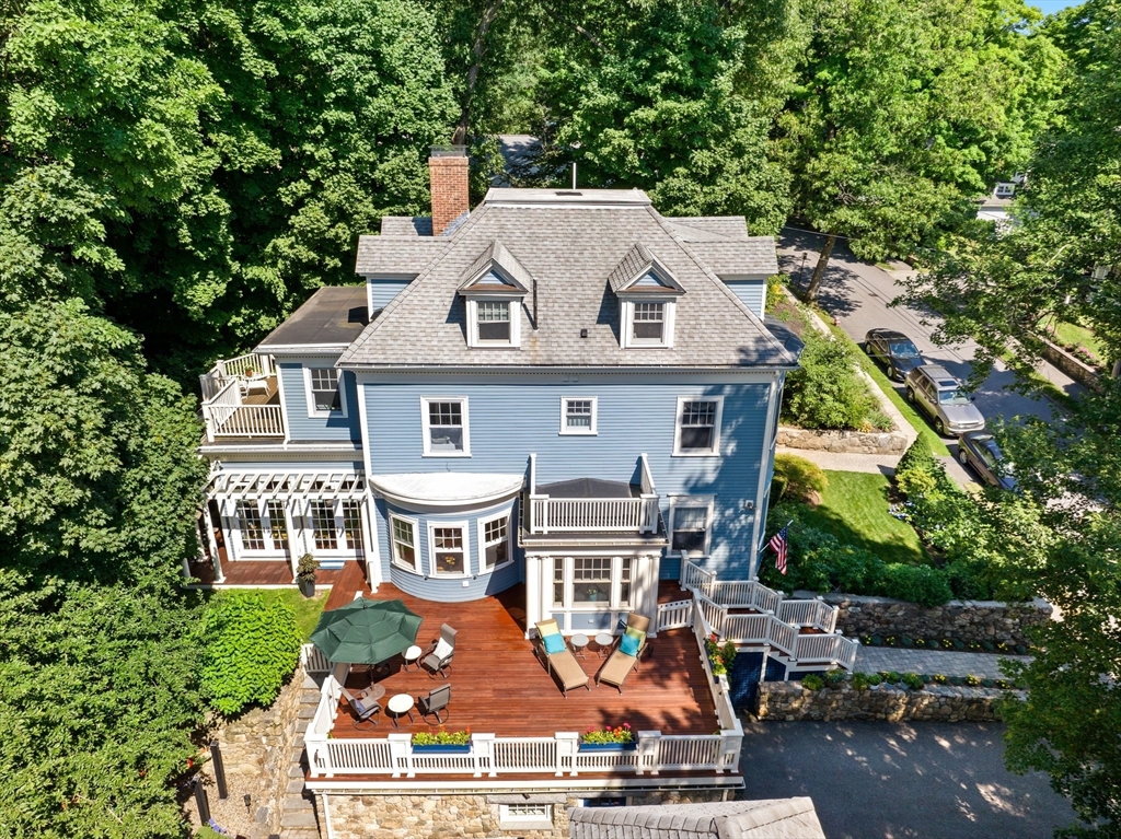41 Everett Street