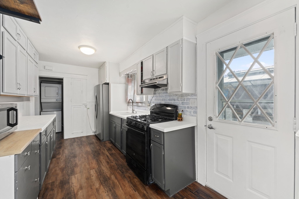 14 Newton Ave
